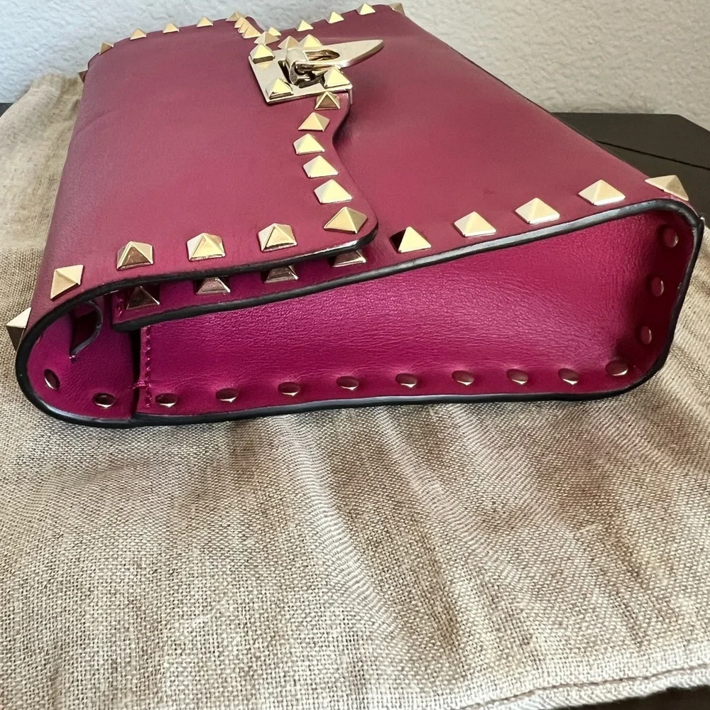 VALENTINO GARAVANI Fuschia Pink Leather Gold Rockstud Shoulder Crossbody Bag - Picture 14 of 16